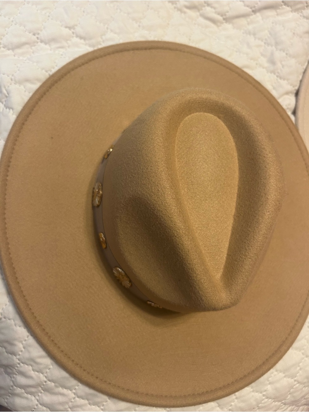 Wide Brim Felt Ranch Hat in Camel